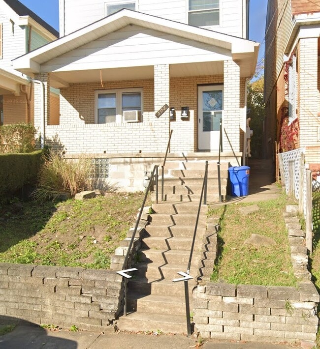 Photo - 505 Transverse Ave Unidad 2