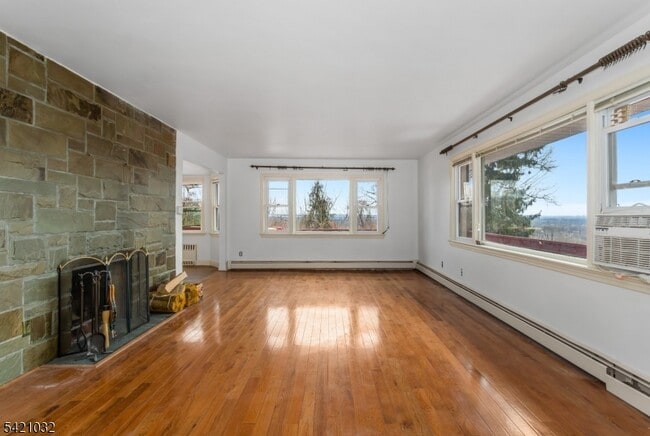 Photo - 145 Highview Terrace