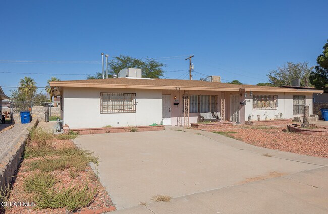 Photo - 1315 Likins Dr