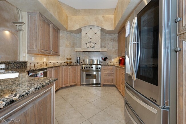 Building Photo - 4248 Kensington High St