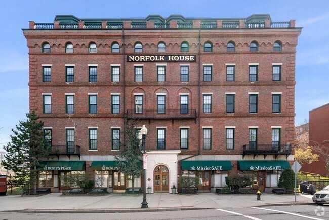 Building Photo - 14 John Eliot Sq Rental