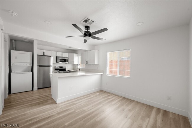 Photo - 623 N 10th St