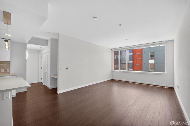 570 Innes Ave