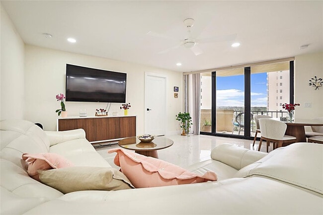 Photo - 2800 N Ocean Dr Unit B-9A