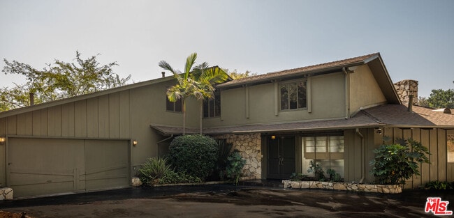 Photo - 1365 N Wetherly Dr