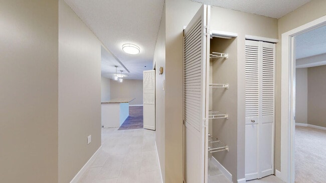 Photo - 1067 Beacon St