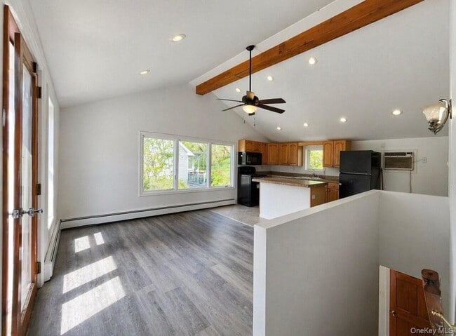 Photo - 435 Abeel St