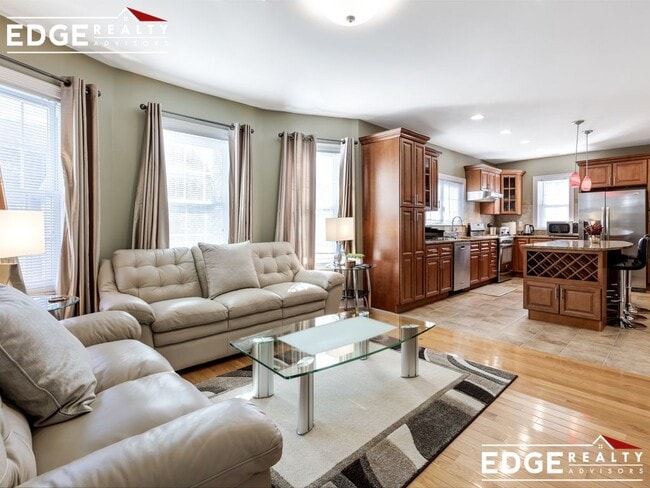 Photo - 16 Fairmount Ave Unit 2