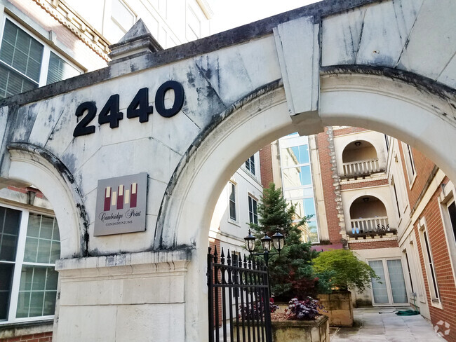 Building Photo - 2440 Massachusetts Ave Unit #7 Rental