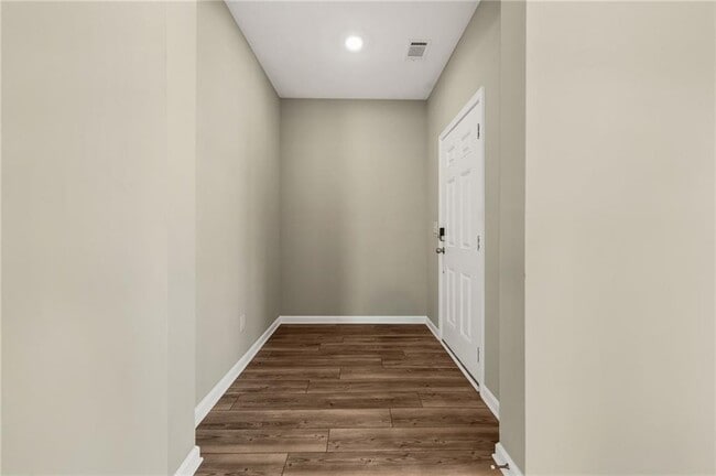 4335 Magpie Dr