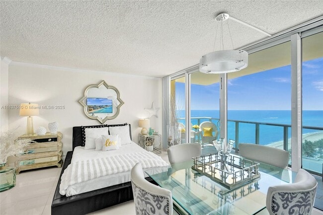 Photo - 2501 S Ocean Dr Unidad 1212 (available Jan 11)