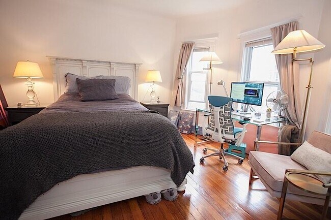 Photo - 50 Holyoke Rd