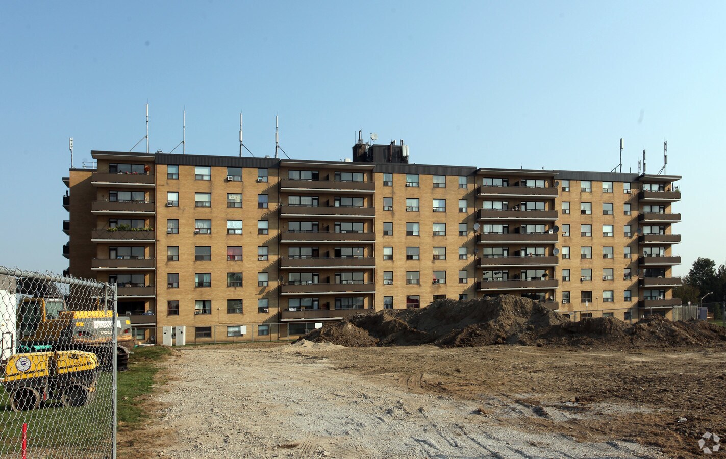 Primary Photo - 70 Esther Lorrie Dr