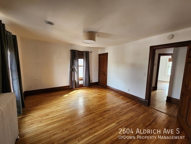 Photo - 2604 Aldrich Ave S