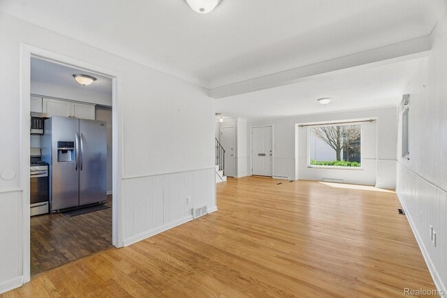 Photo - 1111 Holland St