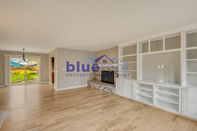 Photo - 10135 SW Inez St