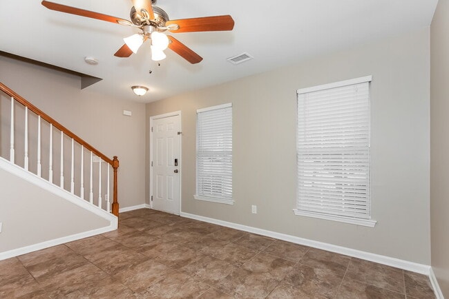 Photo - 2914 Pirates Pl