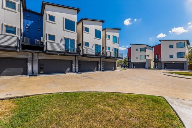 Photo - 1417 Kramer Ln Unidad 9