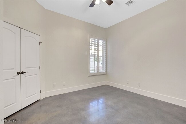 Building Photo - 10728 Elm Ridge Ave