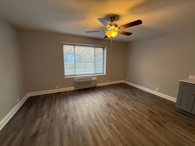 Photo - 744 W Gordon Terrace Unit 310