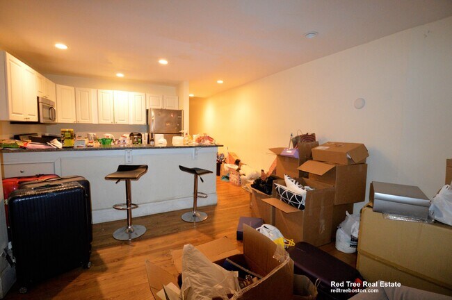 Photo - 324 Saint Paul St Unidad 4