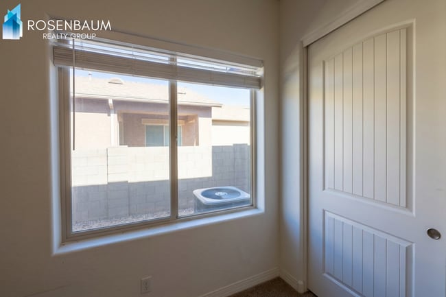 Photo - Stunning 3 bedrooms 2 bathrooms House in a premiun area of Prescott Valley!
