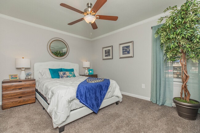 Photo - Oxbow Hill Country