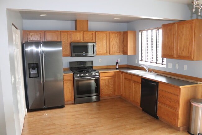Kitchen - 2157 SE Galeel Ct