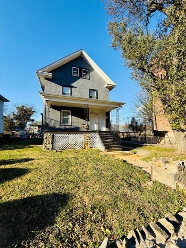 Building Photo - 2300 Tioga Pkwy Unit 2