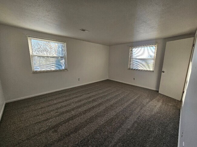 Photo - 189 Park Ave Unit Apt 6