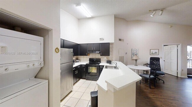 2550 SW 18th Terrace Unit 2118