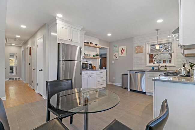 Photo - 2532 N Jackson St Unit ID1265538P