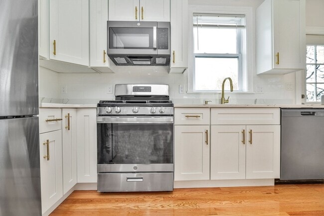 Photo - 30 Hiawatha Rd Unit (#1)