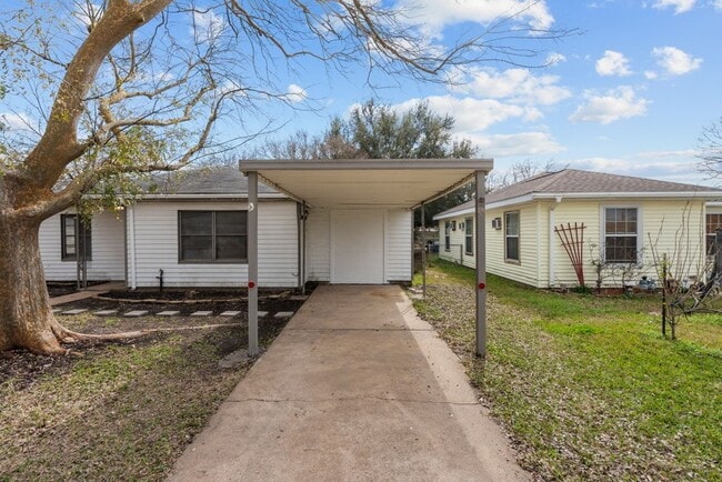 Photo - 2817 4th Ave N