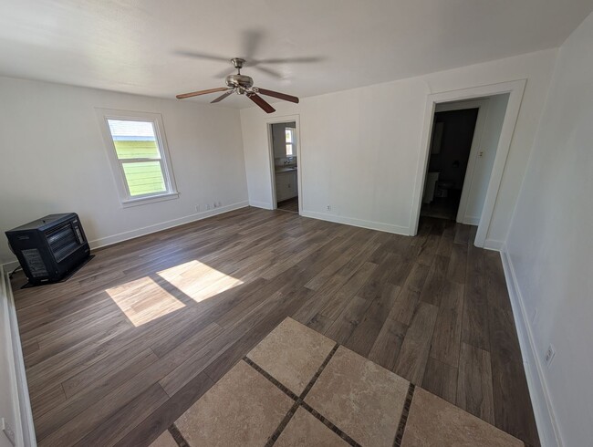 Photo - 3 Bedroom 1 bath house