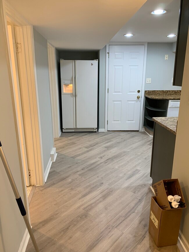 Photo - 6307 n Wayne ave