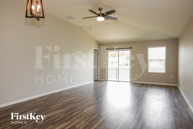 Photo - 457 Ashby Lndg Wy