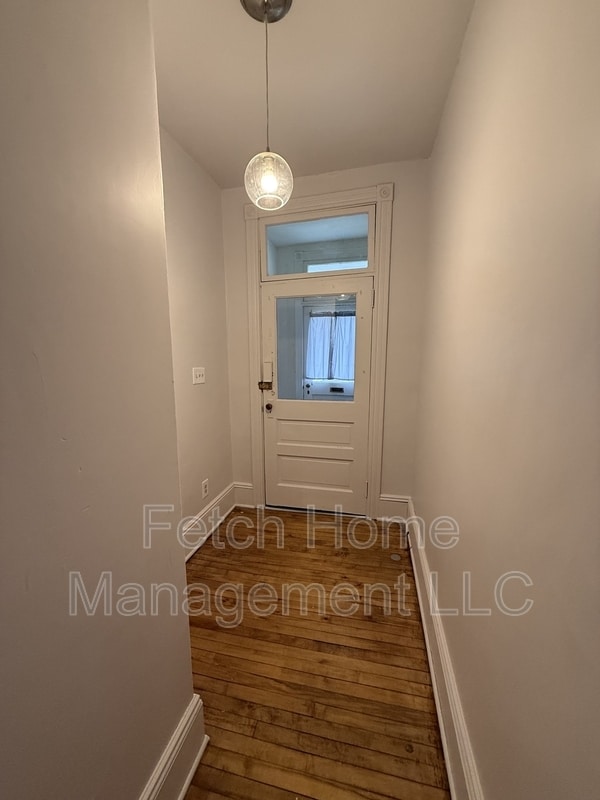 Photo - 125 E State St