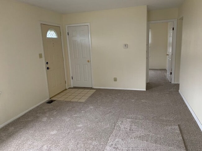 Photo - Neat, well maintained 2 BR house in Bloomington