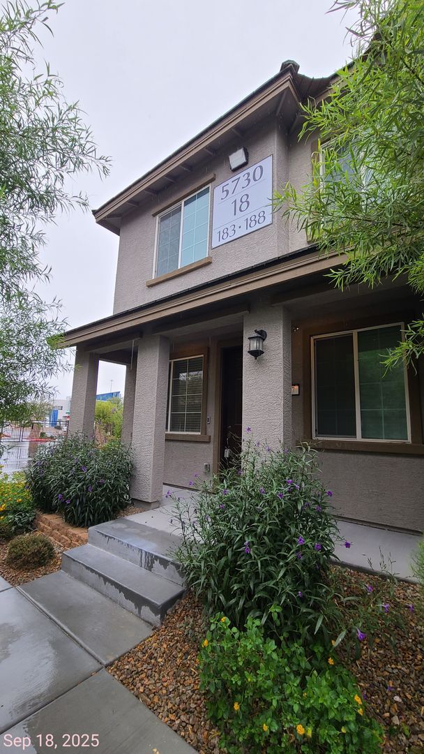 Photo - 3 Bedroom 3 Bath Townhouse