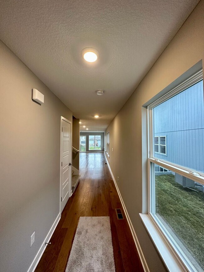 Photo - {13305} New Construction 1.5 Story in Beau...