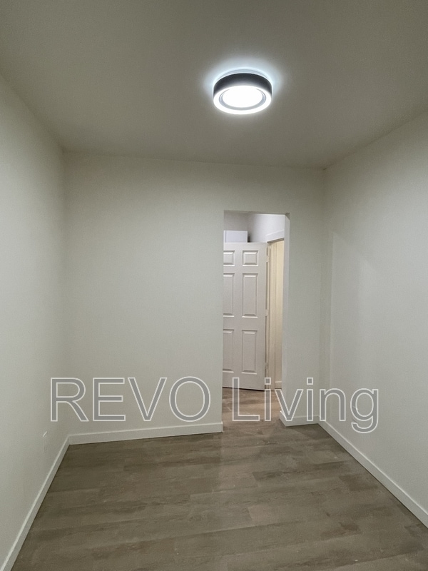 Photo - 151 Colborne St