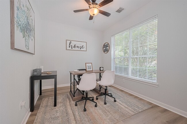 Photo - 14 Sprite Woods Pl