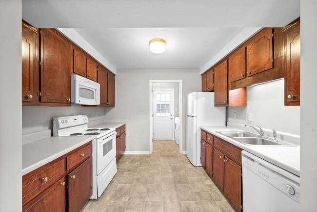 Photo - Northeast Dr -3884 Unidad 3884D