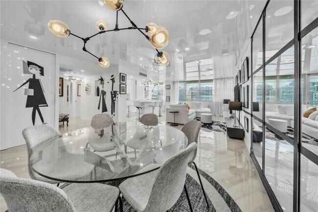 Photo - 250 174th St Unit 918 (AVAILABLE NOW)