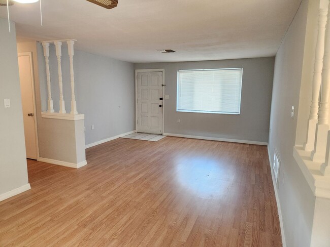 Photo - 3/1 1042 sq ft home Accepting Standard and...