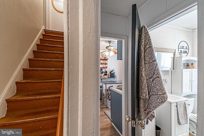 Photo - 330 W 3rd Ave Unit 2