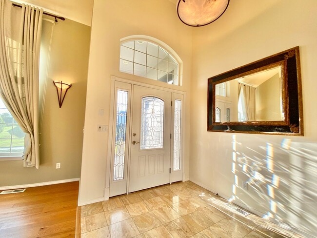 Photo - West Valley Home on a Hill