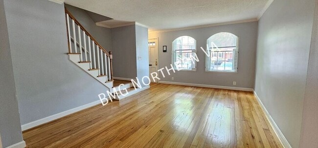 Photo - 3030 S Buchanan St