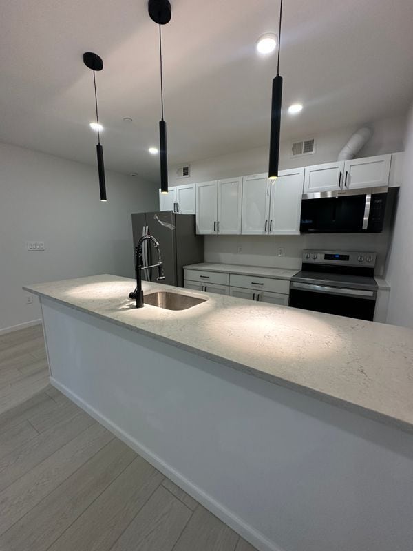 Photo - 1925 H St NE